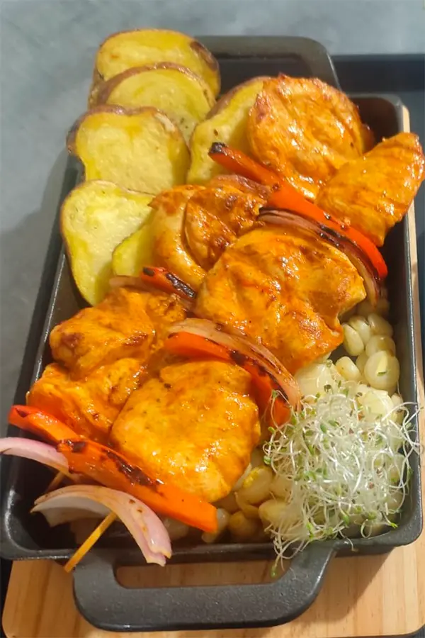 BROCHETAS DE POLLO S/18.00
